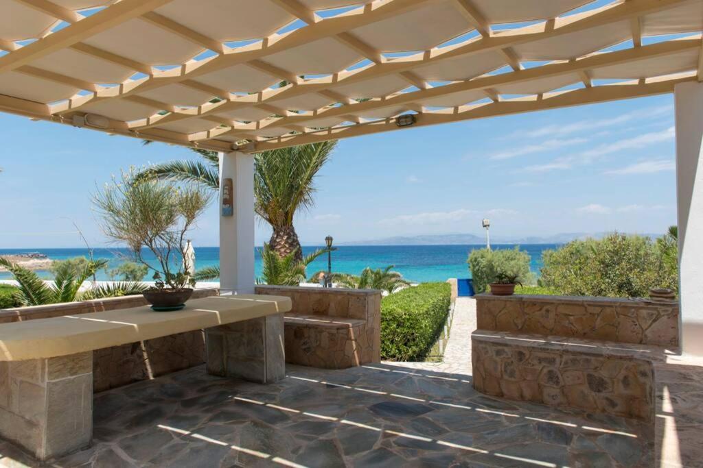 Palmaya Villa, Unique Seafront Experience Vagia  Luaran gambar