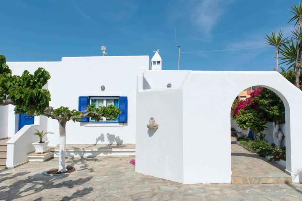 Palmaya Villa, Unique Seafront Experience Vagia  Luaran gambar